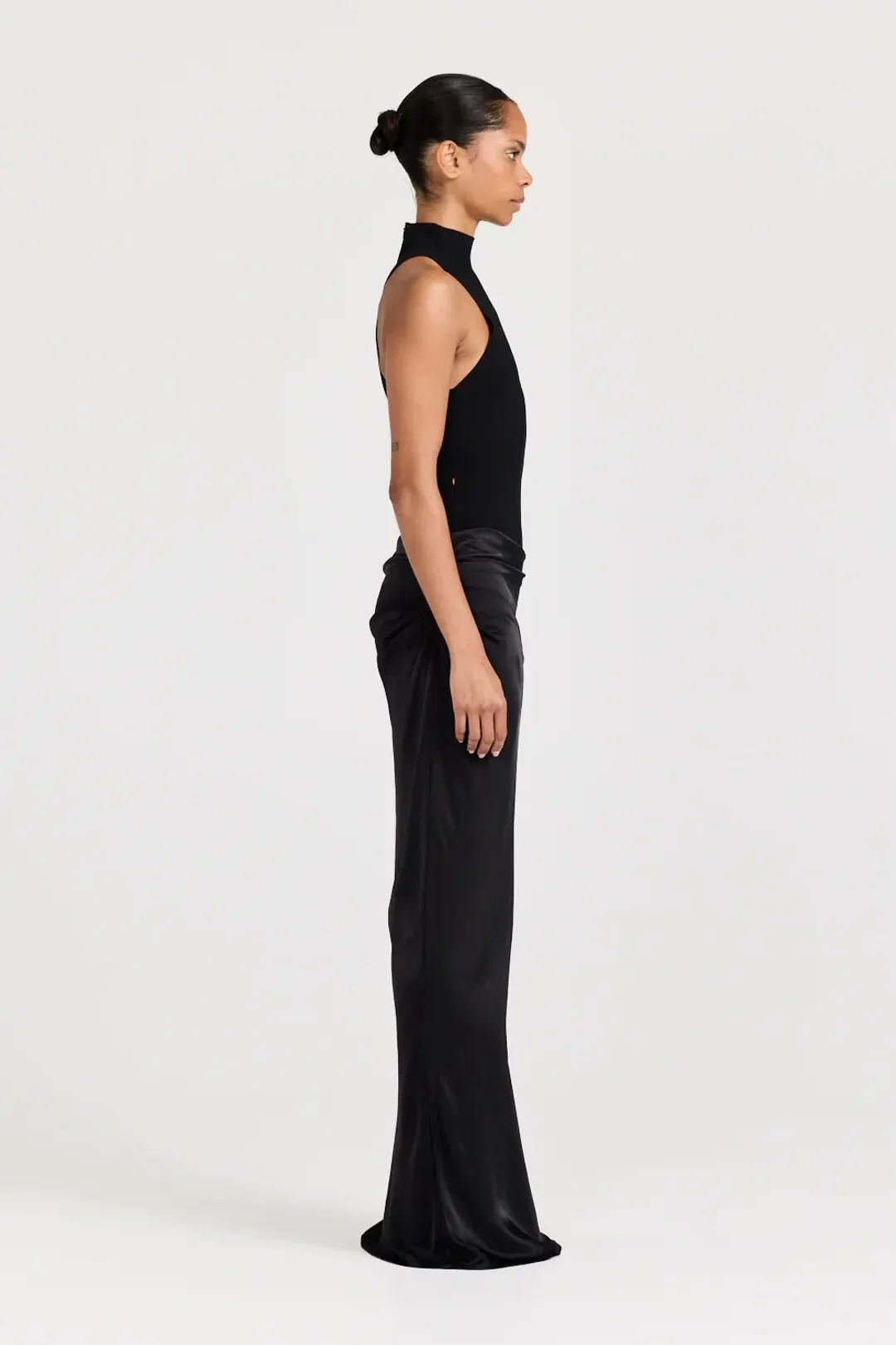 Henne Soraia Dress Black Size 8 for rent on The Volte - main image