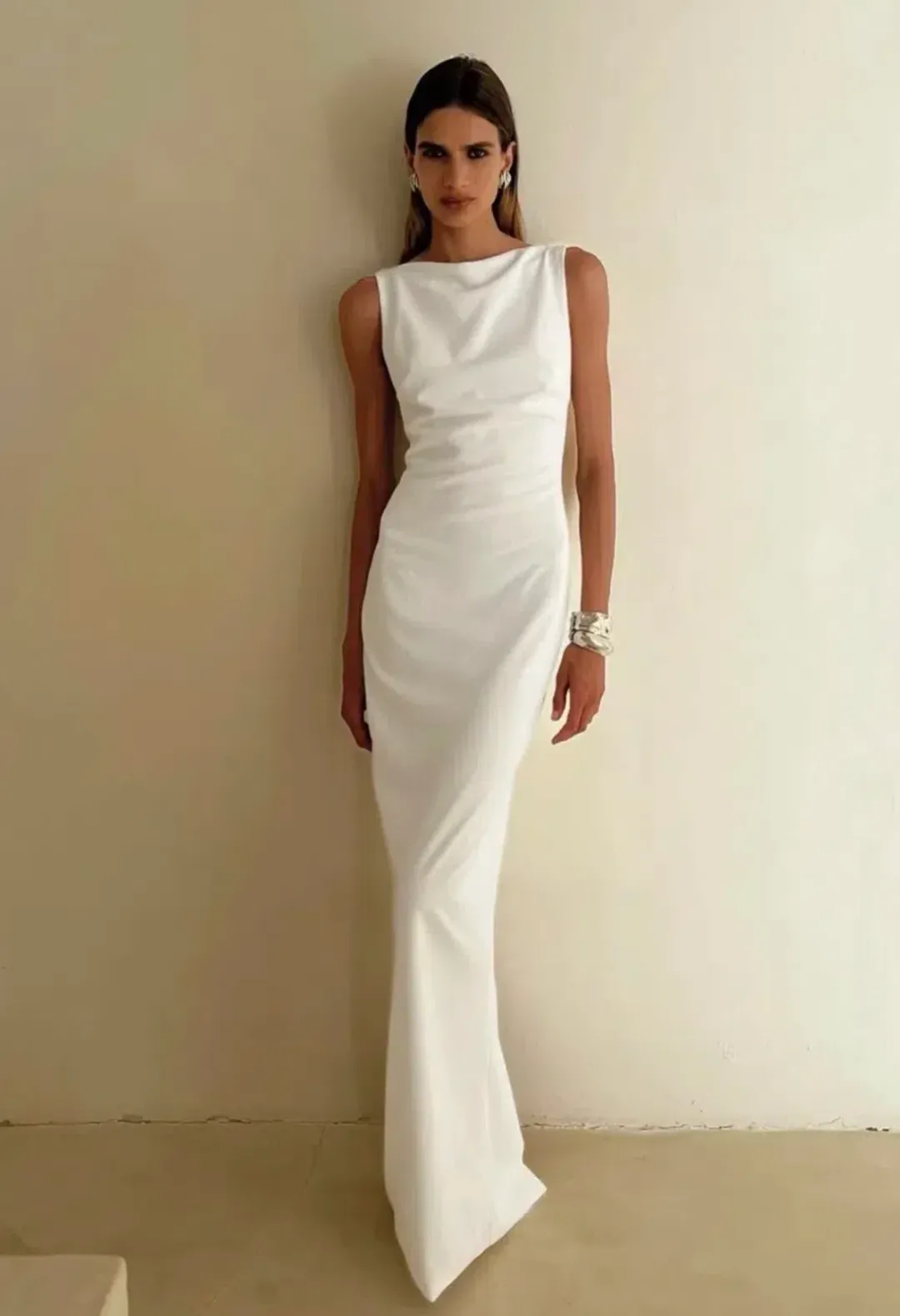 Effie Kats Verona Gown Ivory Size 10 for rent on The Volte - main image