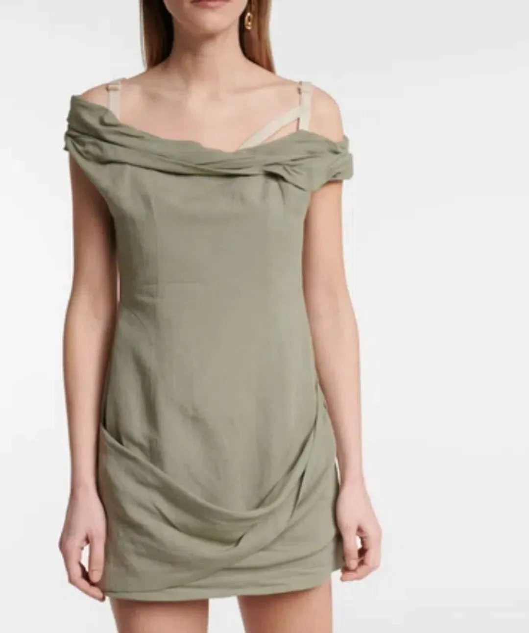 Jacquemus Foglio Off-the-shoulder Gathered Linen-blend Mini Dress In Green - size 38 for rent on The Volte - main image
