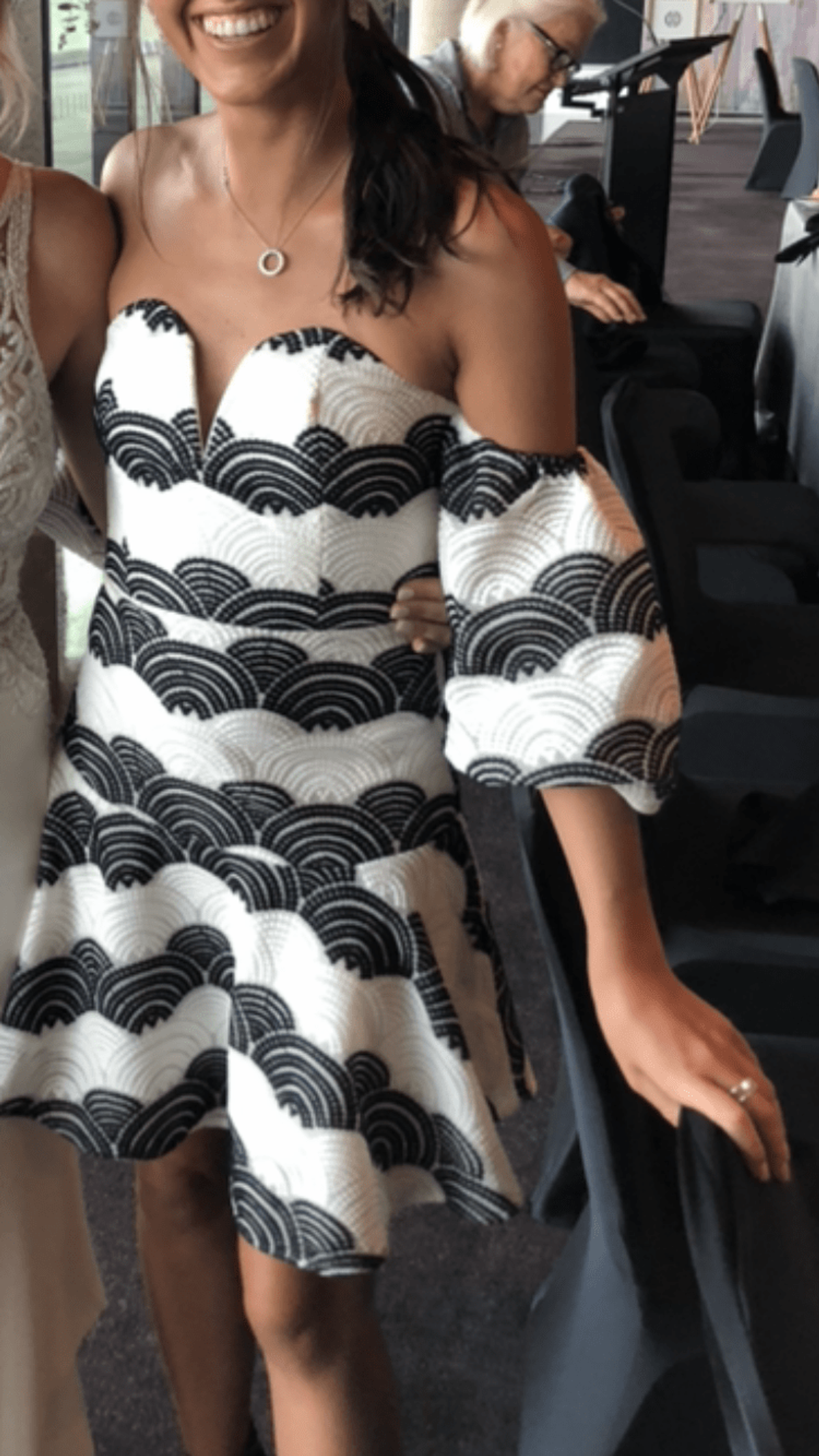 Mossman black and white dress size 6 - Image 2
