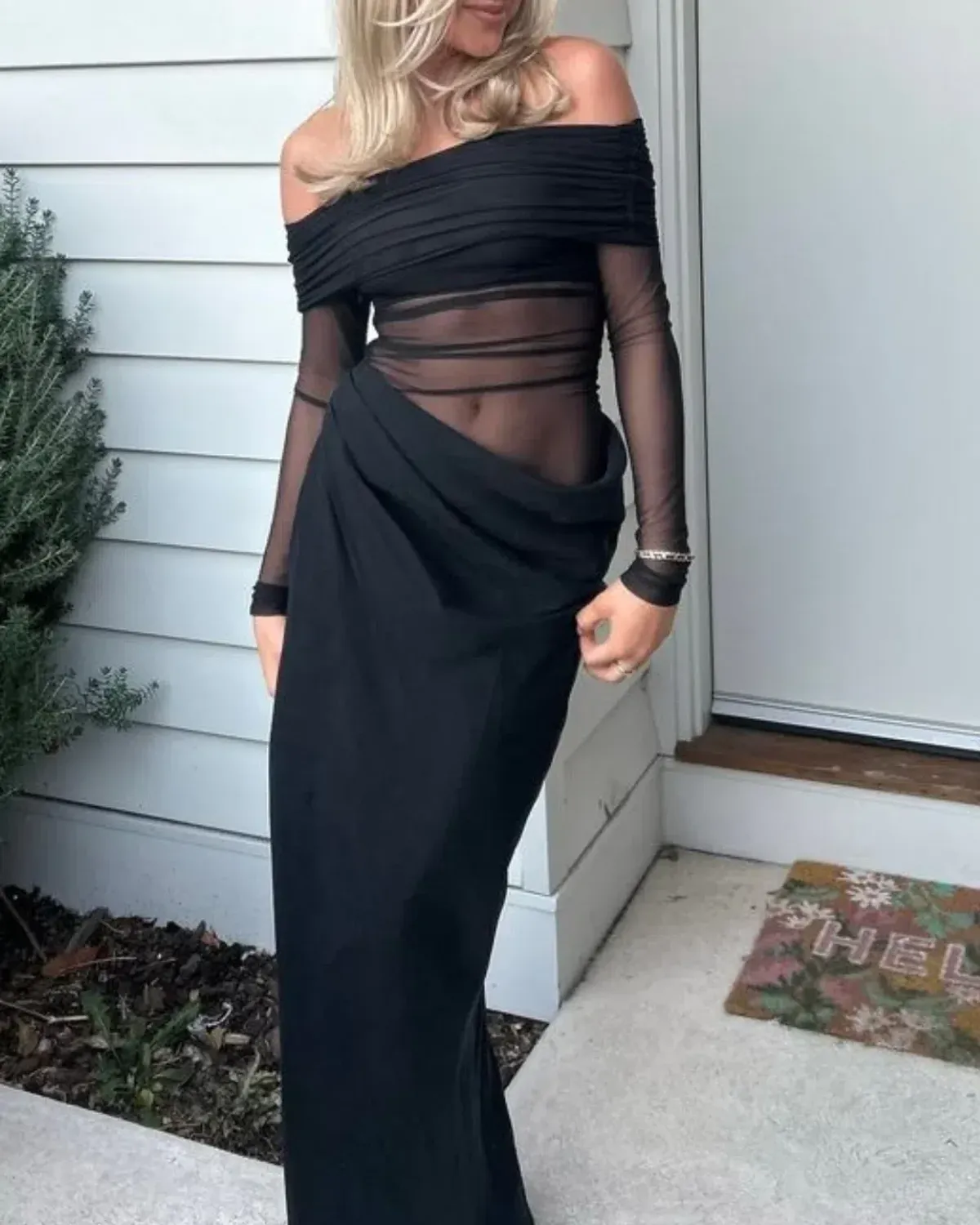 Benni Yasmin Off-Shoulder Maxi Dress Black Size 8 - Image 3
