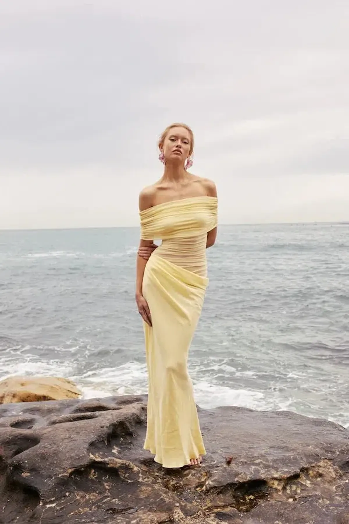 Benni Nico Off The Shoulder Dress Yellow Size 8 - Image 3