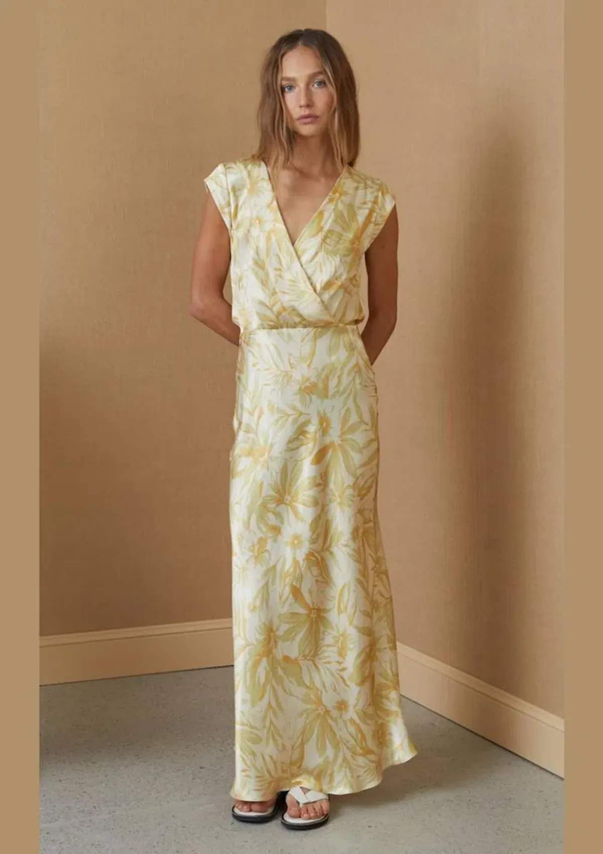 Bec & Bridge Tropical Punch Maxi Dress Floral Print Size 12 - Image 1