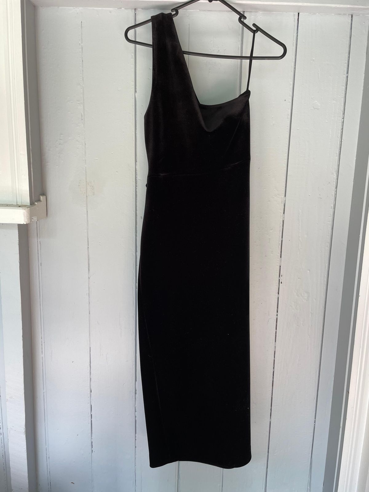 Bec and Bridge Oliviane Velvet Asymmetrical Midi Black Size 10 - Image 5