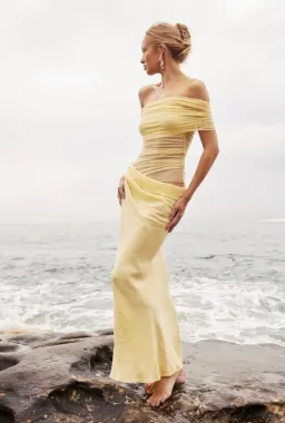 Benni Nico Off Shoulder Maxi Dress in Butter Size AU 8 for rent on The Volte - image 5