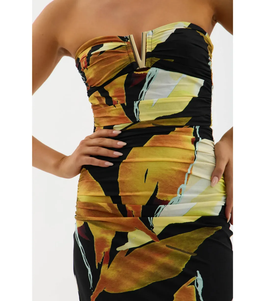 Rebecca Vallance Paradise of Petals Gown Print Size AU 10 for rent on The Volte - main image