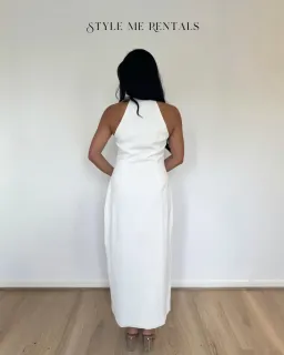 Odd Muse Collar Maxi Dress White Size M for rent on The Volte - image 2