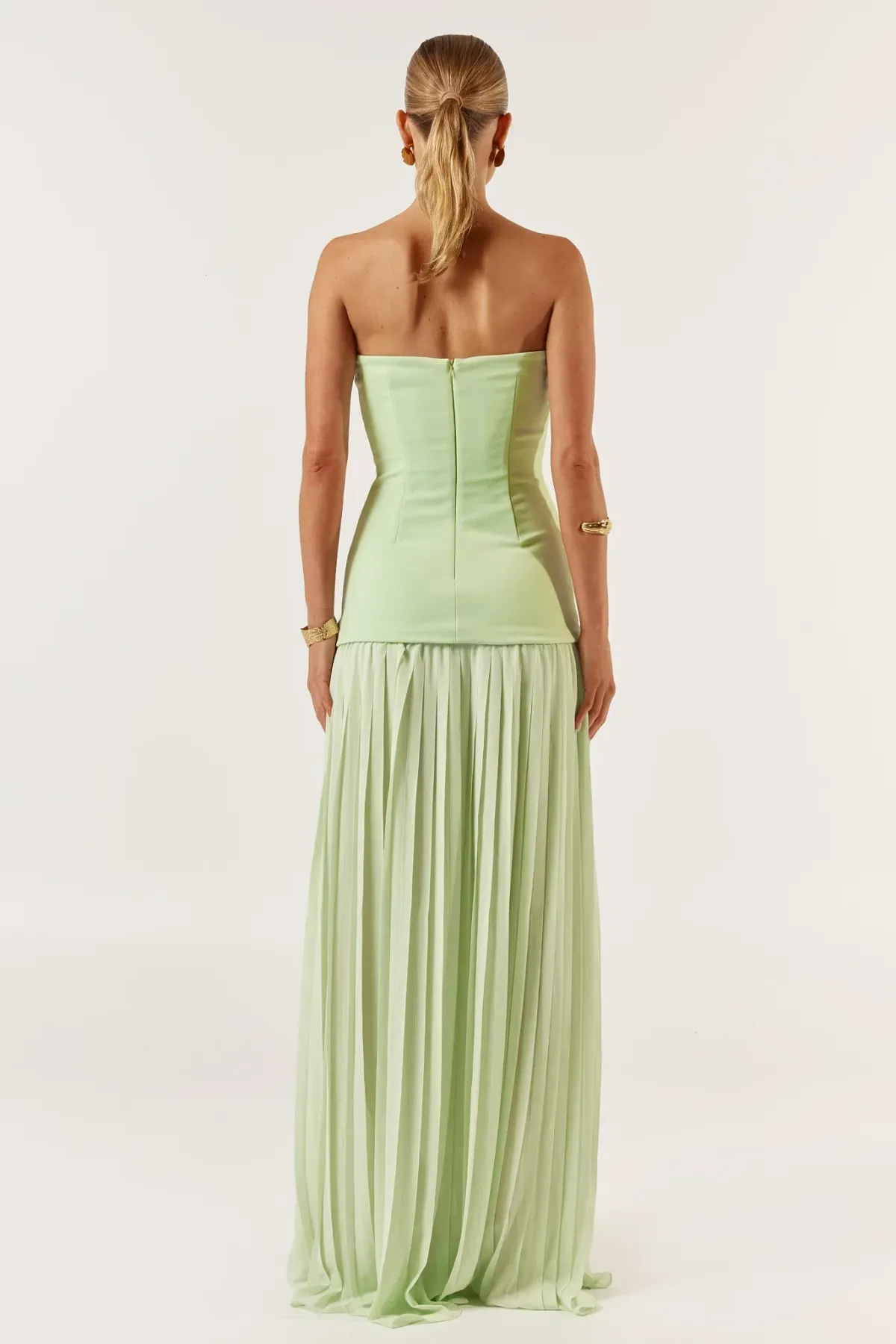 She is OLLÁ Nicolette Maxi Dress Green Size 8 - Image 4