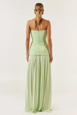 She is OLLÁ Nicolette Maxi Dress Green Size 8 for rent on The Volte - image 4