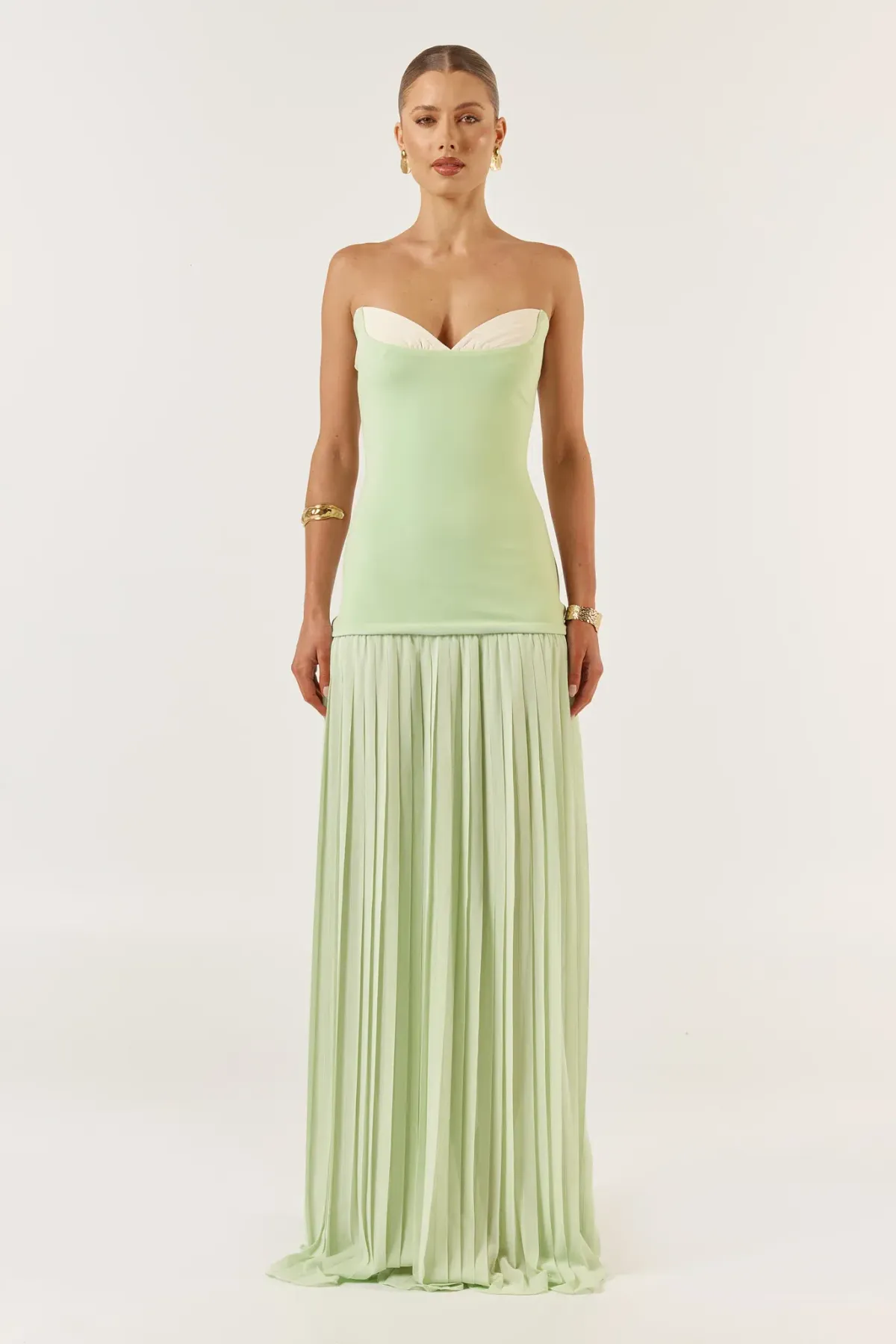 She is OLLÁ Nicolette Maxi Dress Green Size 8 - Image 3