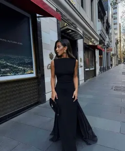 Effie Kats Christal Gown Black Size AU 10 for rent on The Volte - image 2