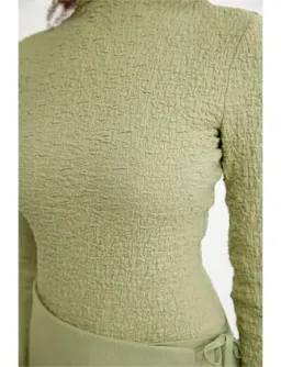 Significant Other Brielle Top in Green Size AU 8 for rent on The Volte - image 4
