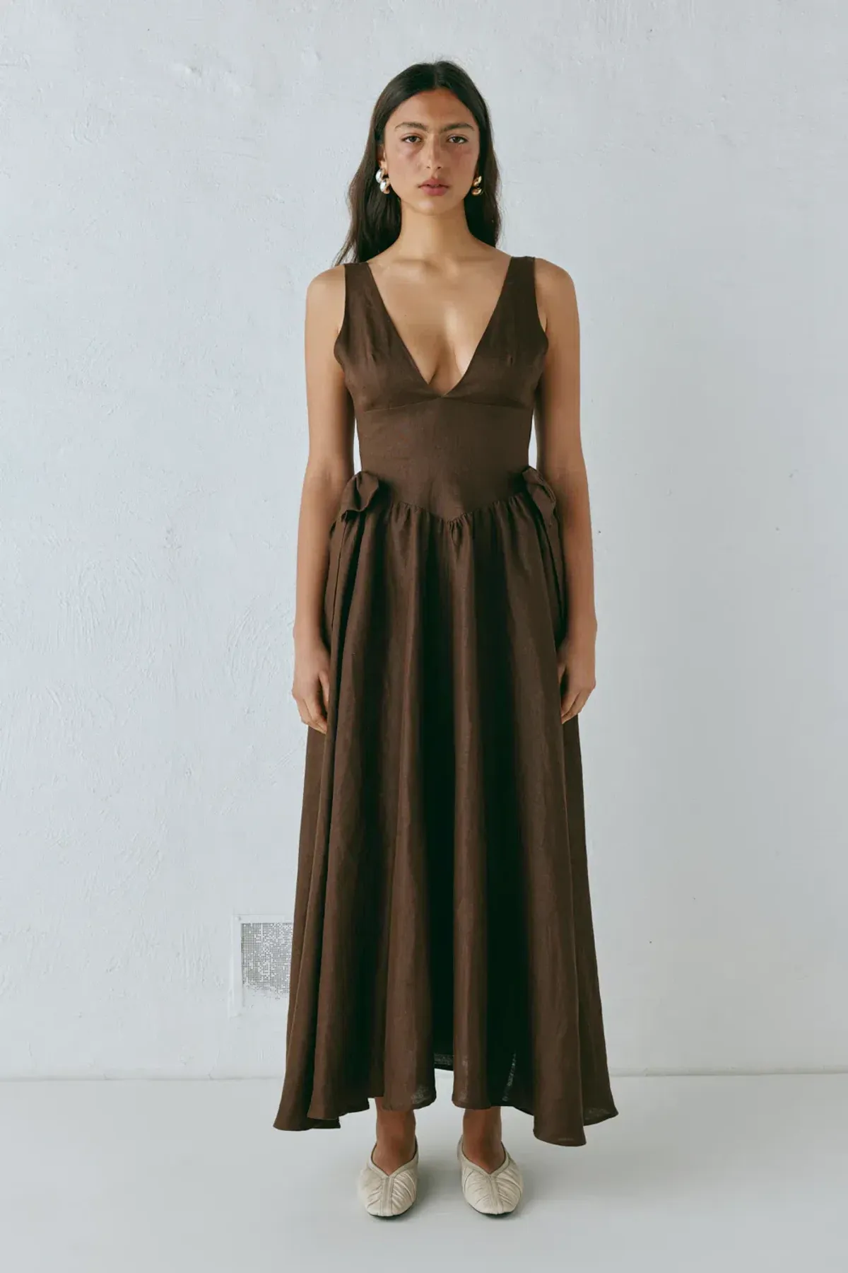 Vrg Grl Daphne Linen Midi Dress Chocolate Size 10-12 for rent on The Volte - main image