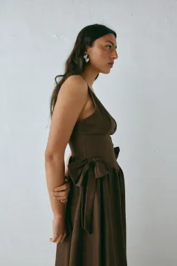 Vrg Grl Daphne Linen Midi Dress Chocolate Size 10-12 for rent on The Volte - image 4