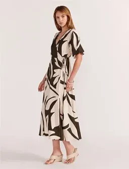 Staple The Label Acacia Wrap Midi Dress Print Size 8 for rent on The Volte - image 2
