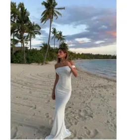 Natalie Rolt Bettina Gown In White Size 0/AU 6 for rent on The Volte - image 2