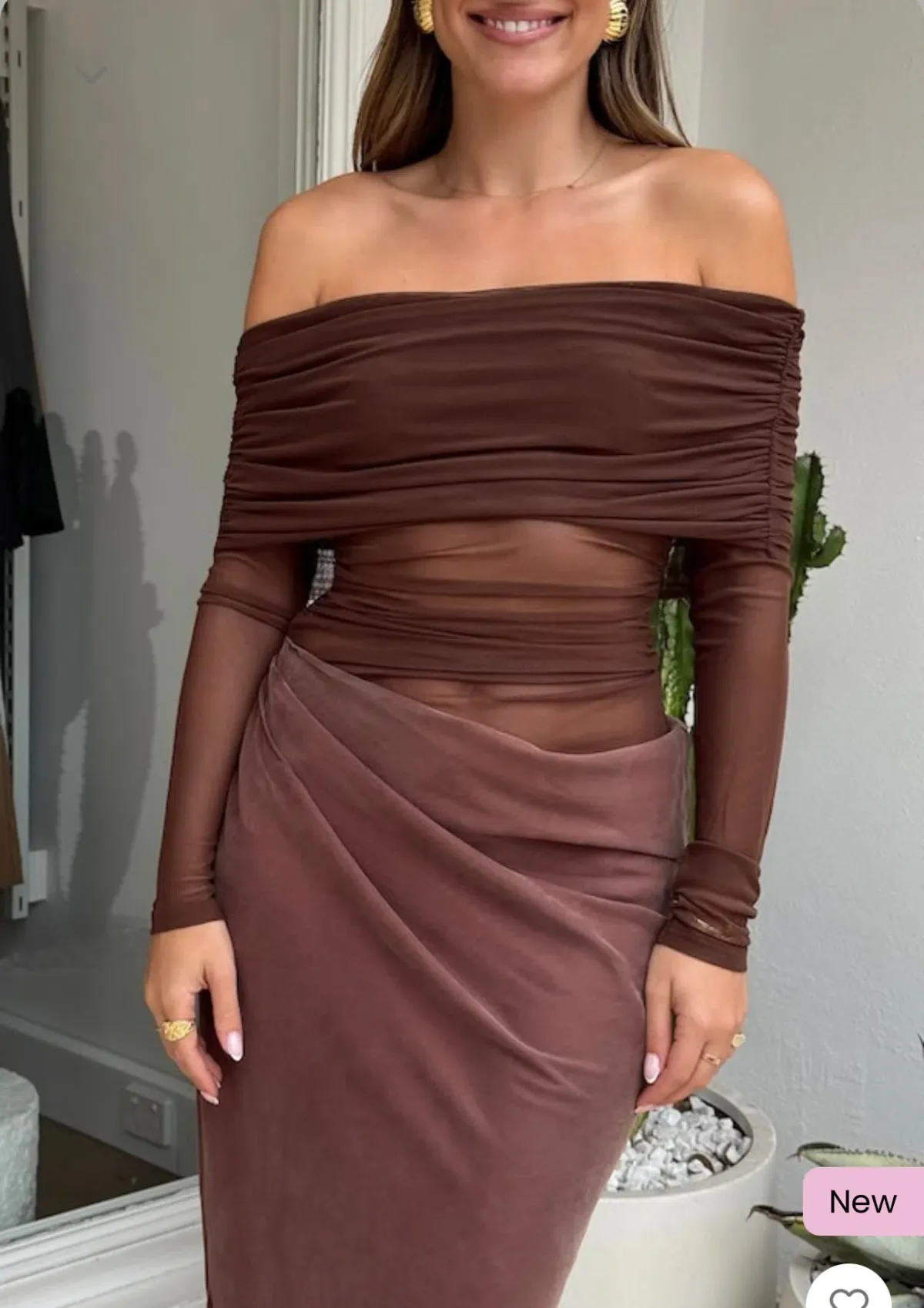 Benni - Yasmin off shoulder Maxi Dress in Chocolate - Size 10 - Image 2
