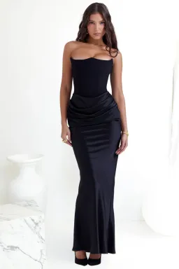 House Of Cb Persephone Dress Black Size 6 for rent on The Volte - image 1