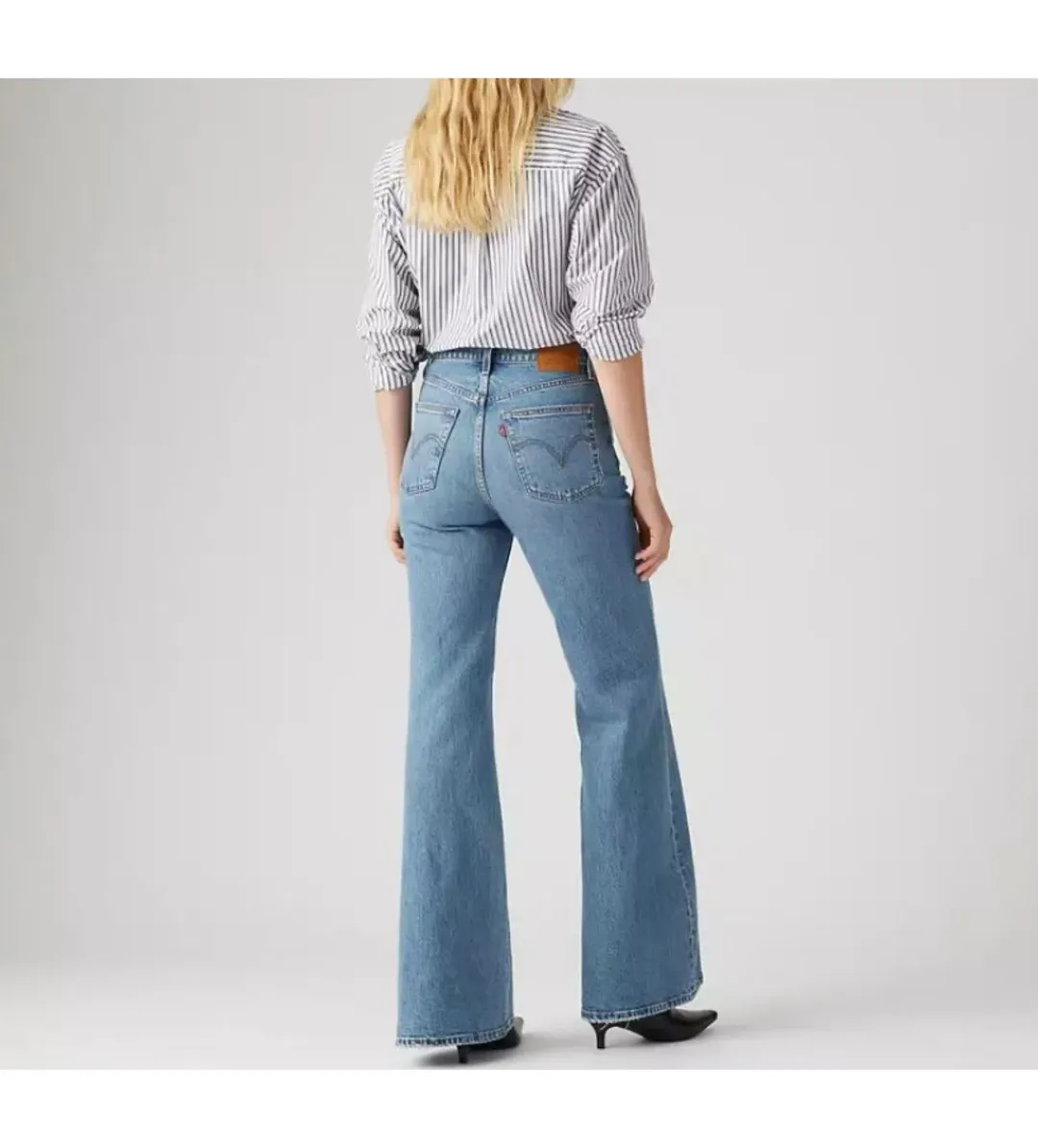Levi's Ribcage Bell Jeans Next Saturday No Crease Blue Size AU 6 for rent on The Volte - main image