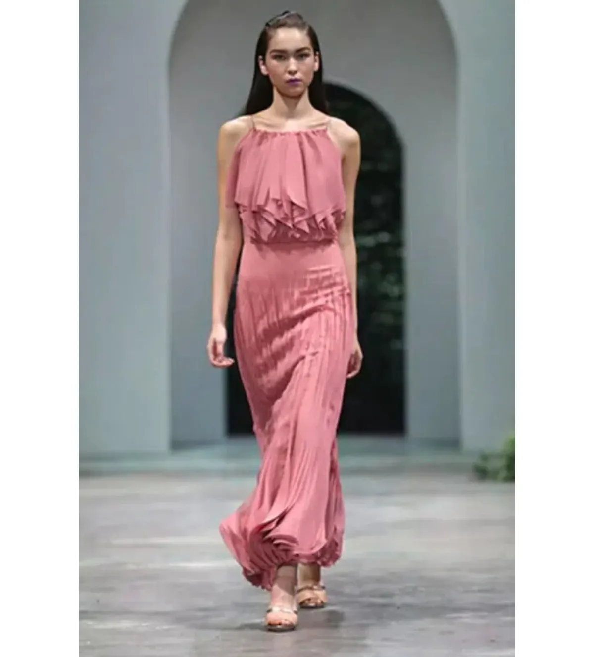 Ginger & Smart Runway Maxi Dress Rose Size AU 8 - Image 1