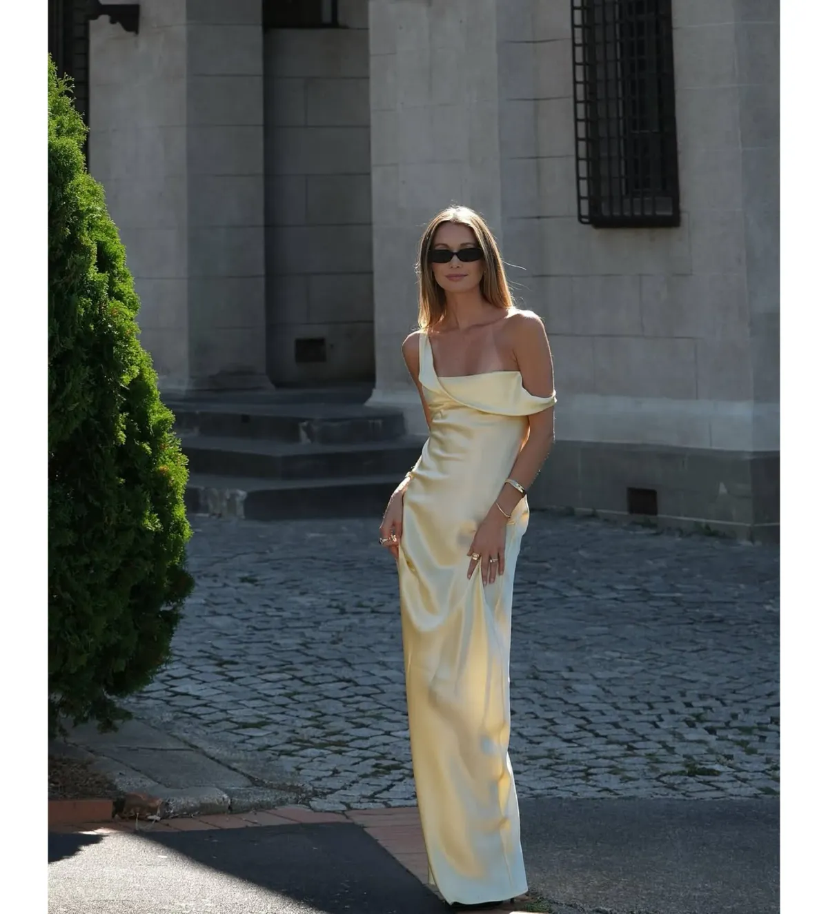 Natalie Rolt Μonika Gown Lemon Size 1/AU 8 - Image 1