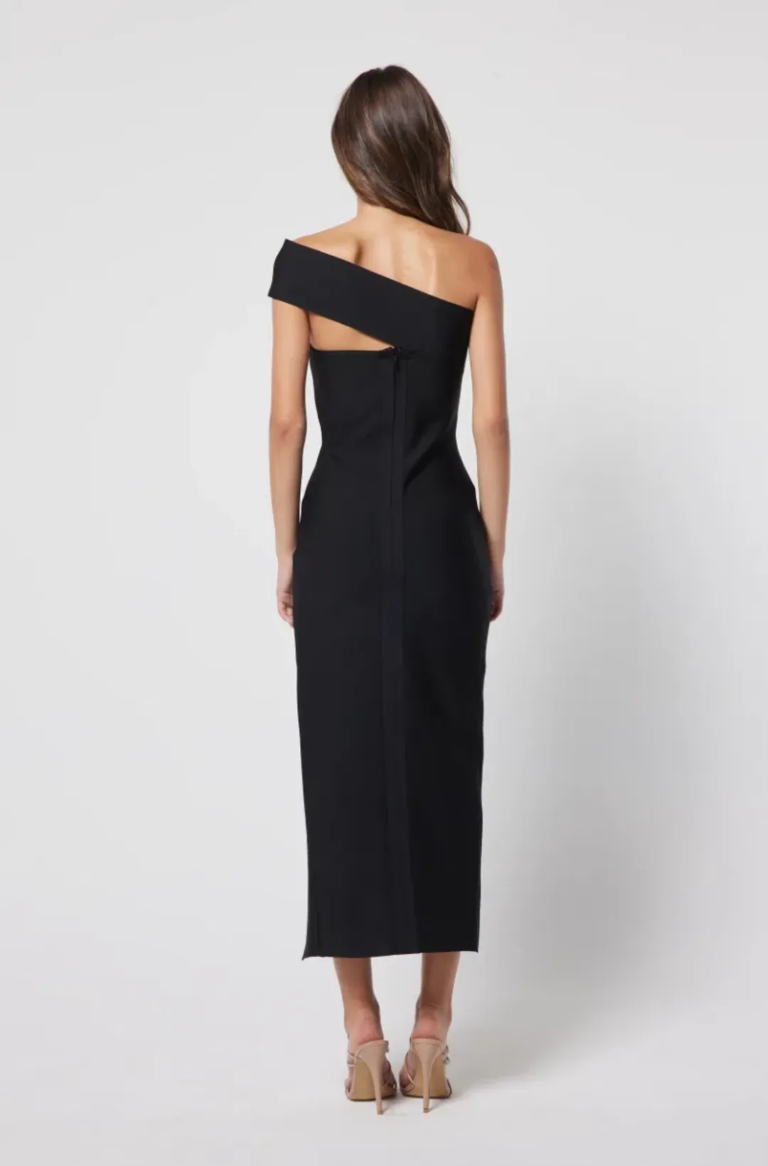 Elliatt Soroa Midi Dress Black Size M/AU 10 for rent on The Volte - main image