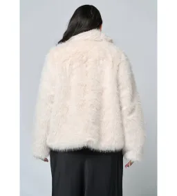 Curve Project Seductive Charm Fur Coat Pink Dusk Size AU 22 for rent on The Volte - image 4