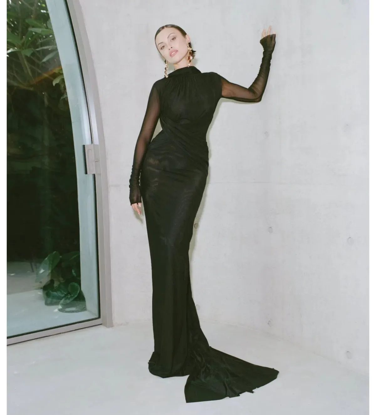 Effie Kats Monaco Gown in Black Size 8 - Image 1