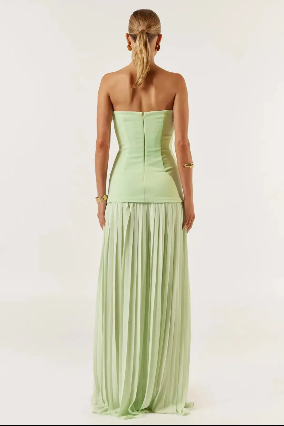 She is Olla Nicolette Maxi Dress Green Size XS/Au 6 for rent on The Volte - main image