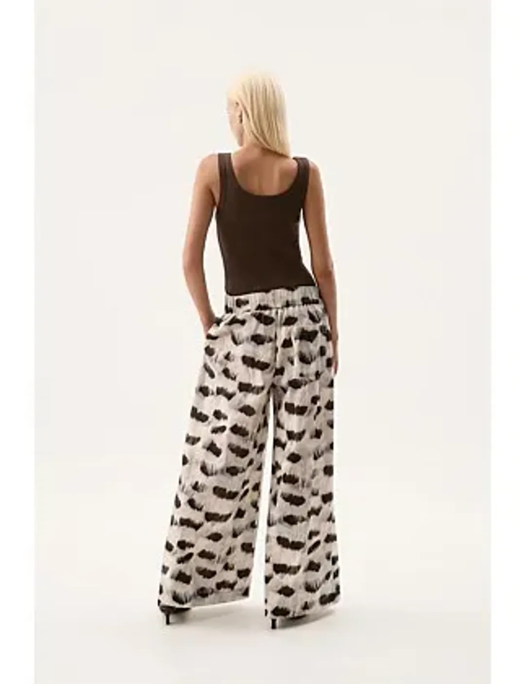 AJE Airlie Relaxed Pants Light Plume Size 10 for rent on The Volte - main image