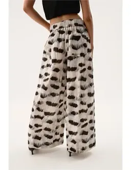 AJE Airlie Relaxed Pants Light Plume Size 10 for rent on The Volte - image 11
