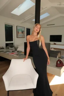 HNTR The Label Louie Gown Black Size AU 6 for rent on The Volte - image 5