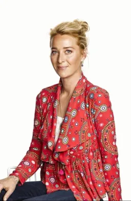 Tigerlily Universe Gypsea Red Wrap Jacket Size 8 for rent on The Volte - image 2