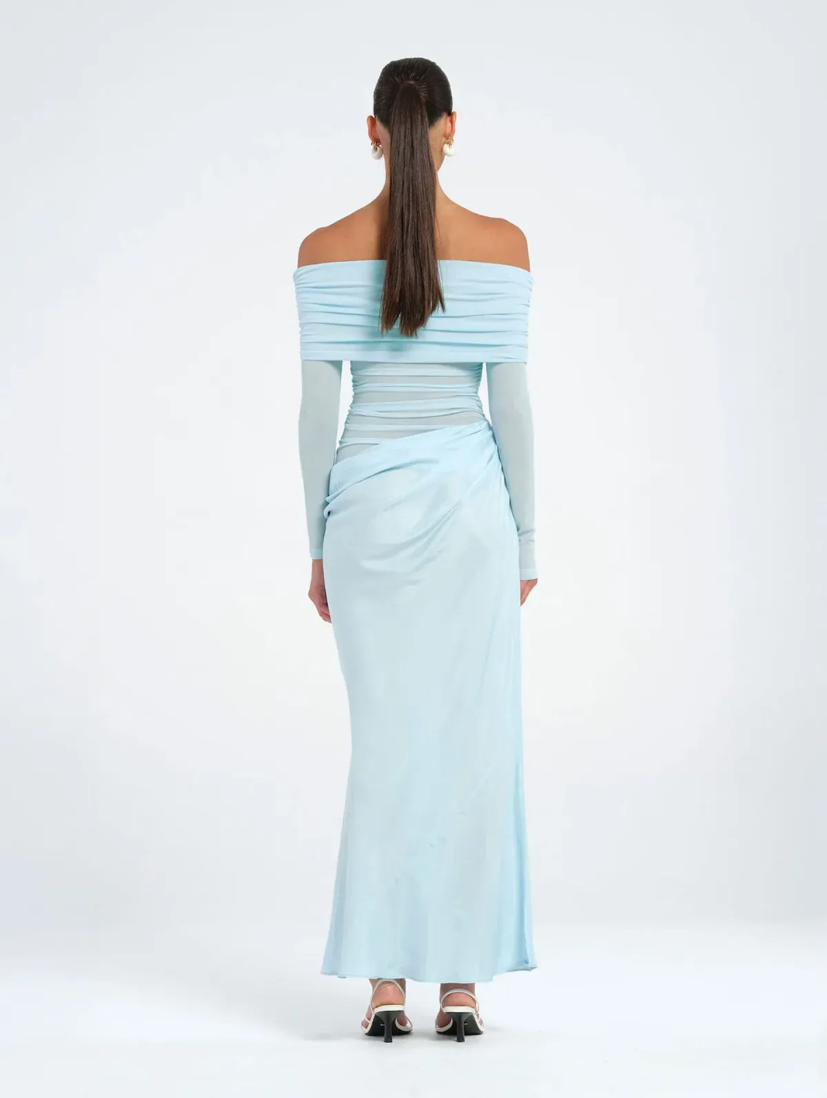 Benni Yasmin Off Shoulder Maxi Dress in Baby Blue Size 6 - Image 2