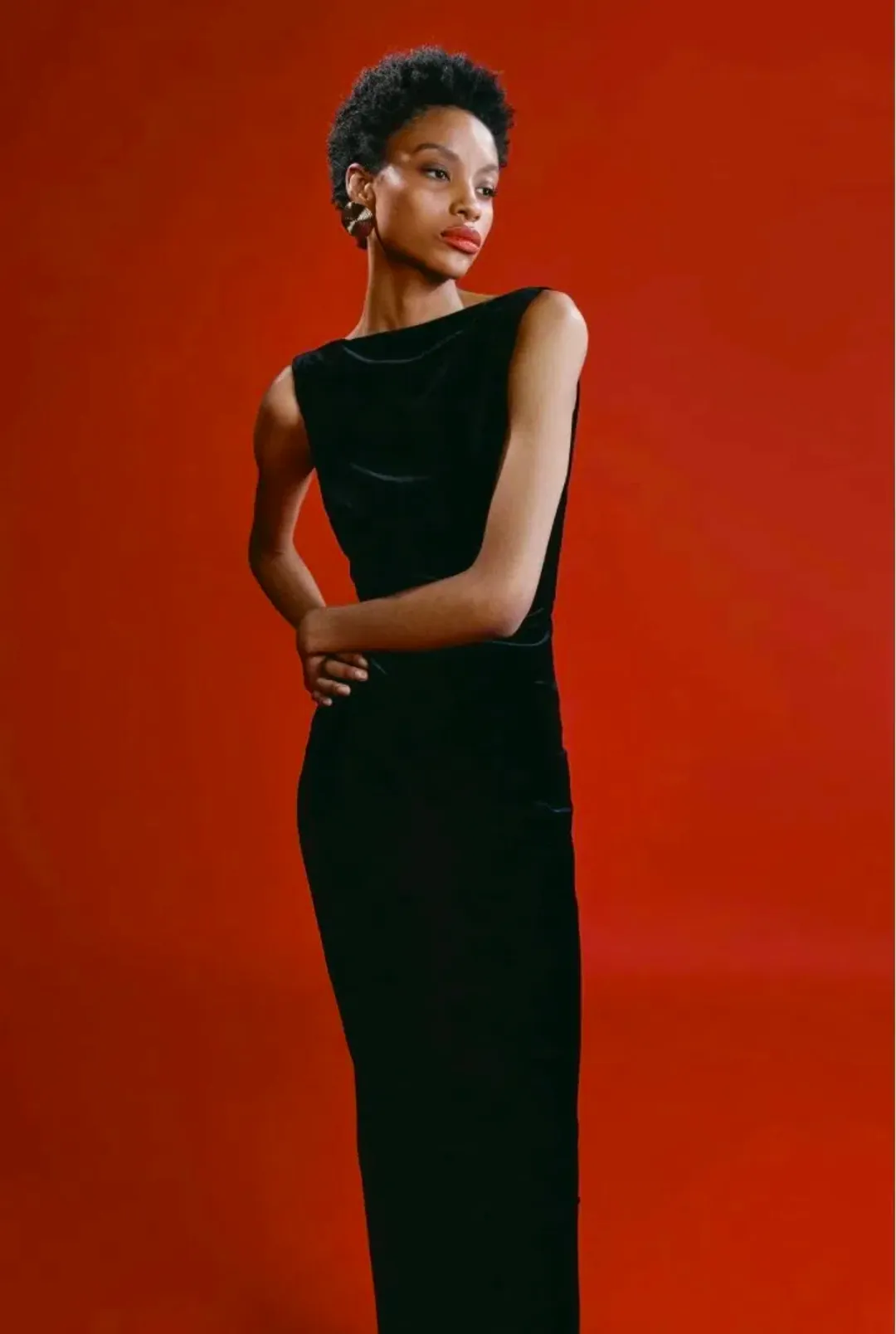 Effie Kats Velvet Verona Gown Black Size 10 for rent on The Volte - main image