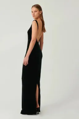 Effie Kats Velvet Verona Gown Black Size 10 for rent on The Volte - image 4