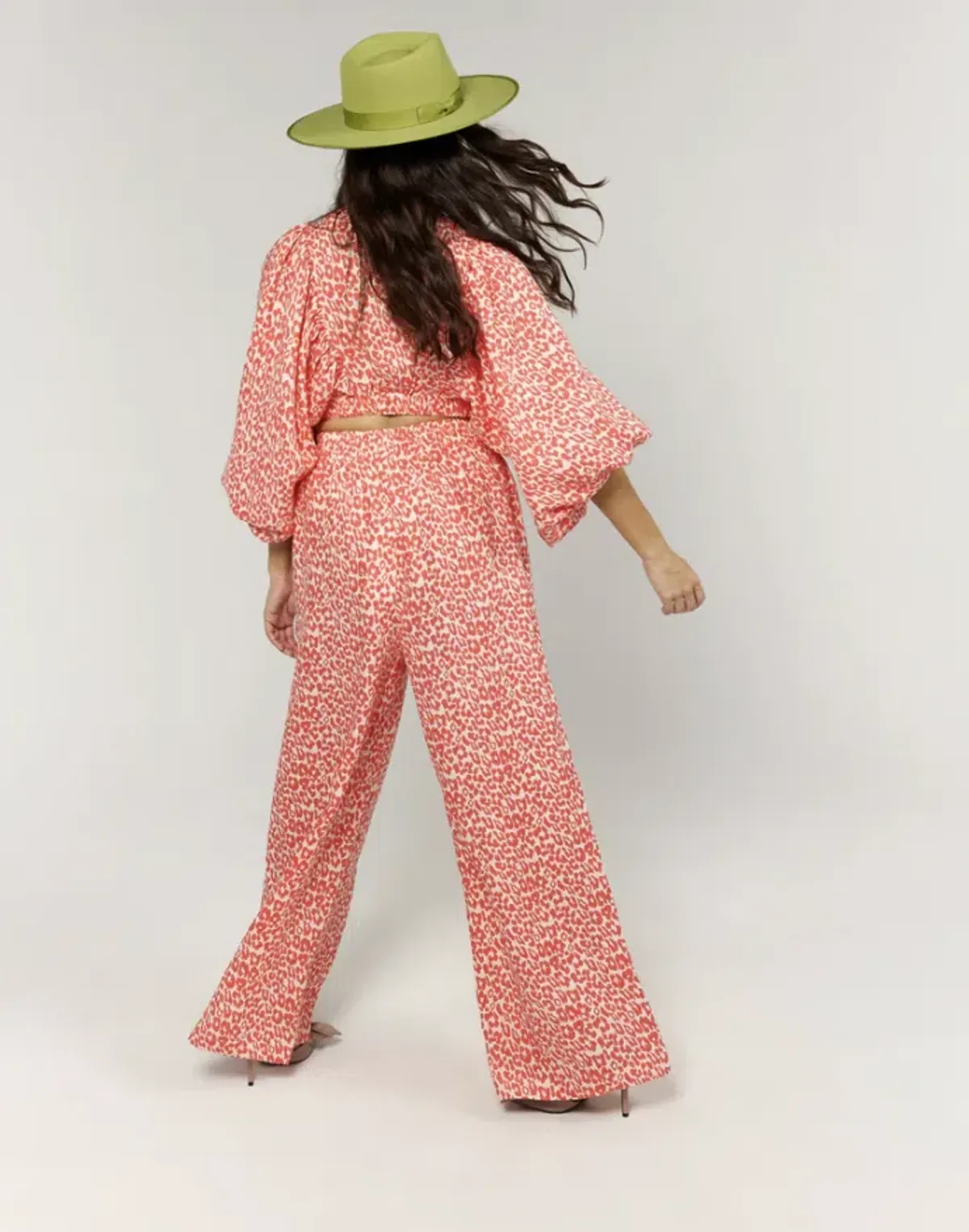 La Boheme Girls Coral Oat Leopard Juno Pant Essie Top Set Size S AU 6 - Image 3