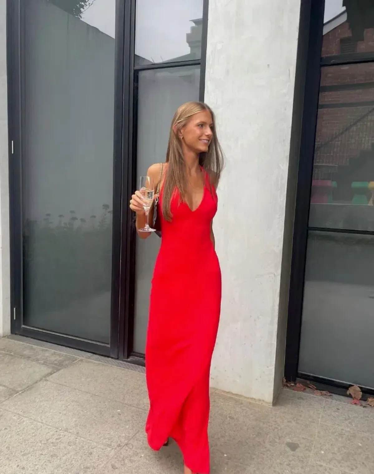 Effie Kats Eiza Gown Red Size 8 - Image 3