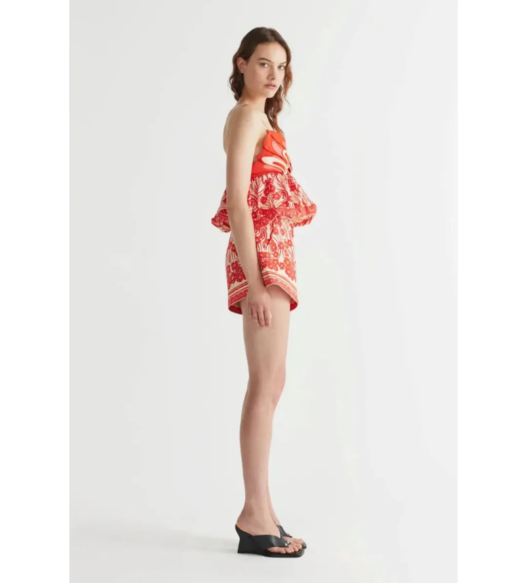 Antipodean Clover Set in Cherry Bomb Size AU 6 for rent on The Volte - main image