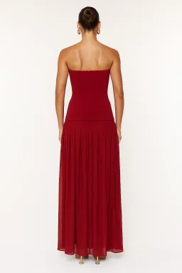 She is OLLÁ Nicolette Maxi Dress in Raspberry Size 6 for rent on The Volte - image 3