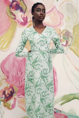 Justin Tong Eleanor Maxi Dress Green Size 8 for rent on The Volte - image 2