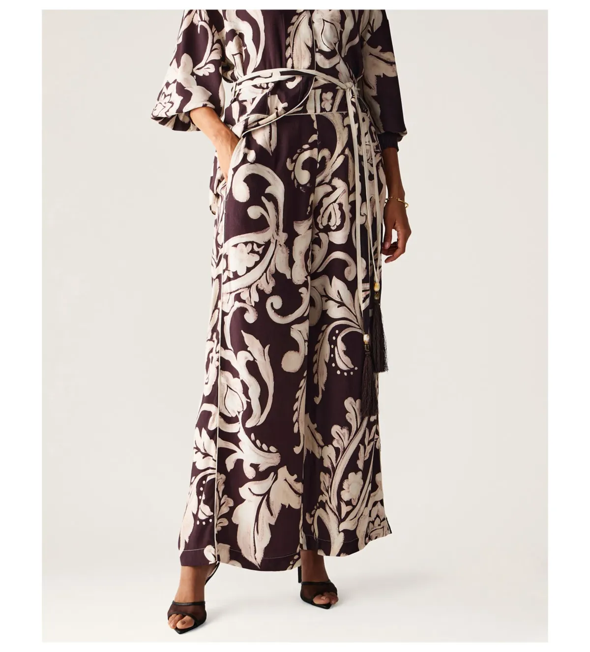MOS The Label Seraphine Pants Multi Floral Size 12/L for rent on The Volte - main image
