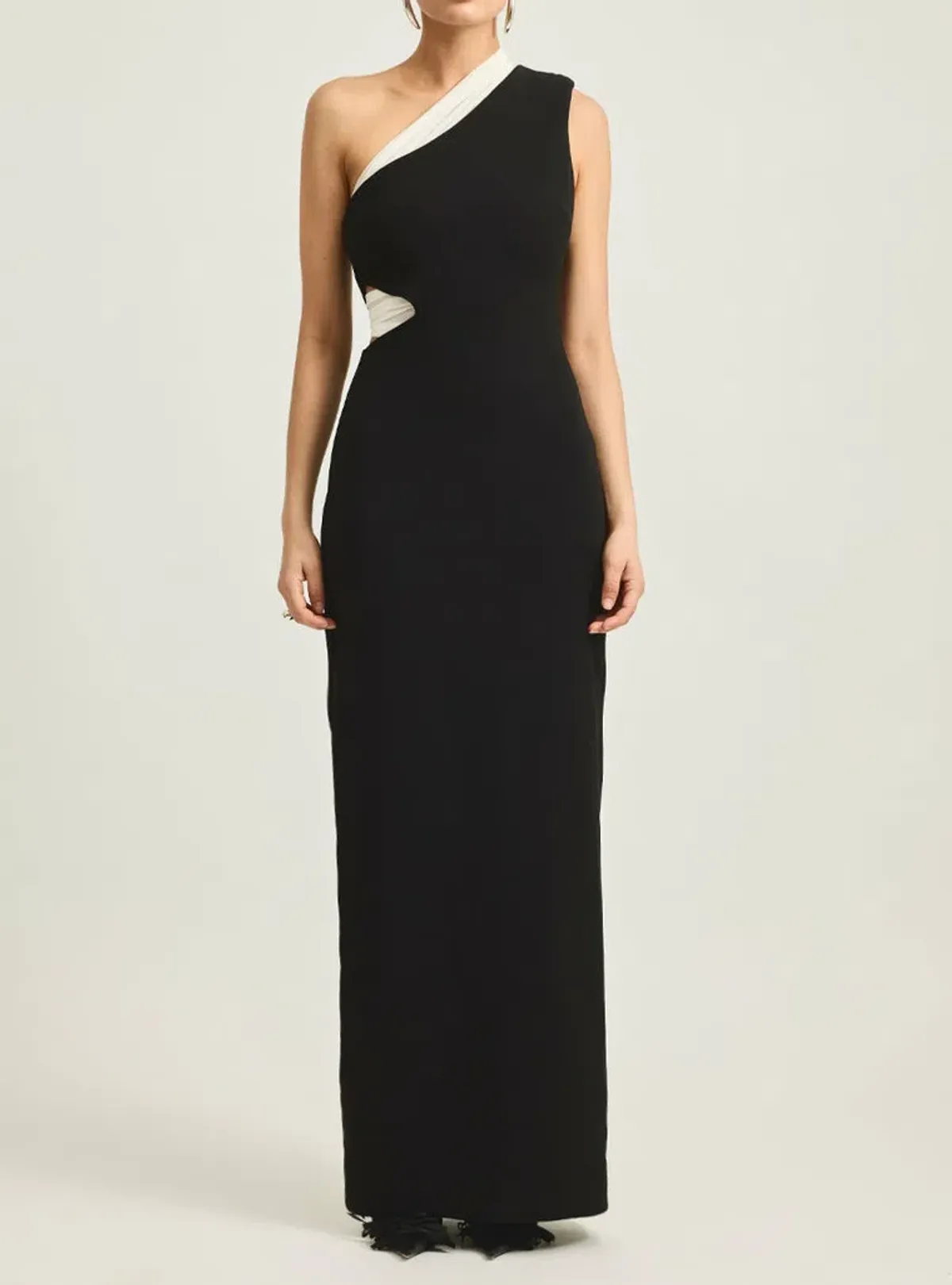Tojha Tabitha Off Shoulder Gown in Black Size 6 - Image 1