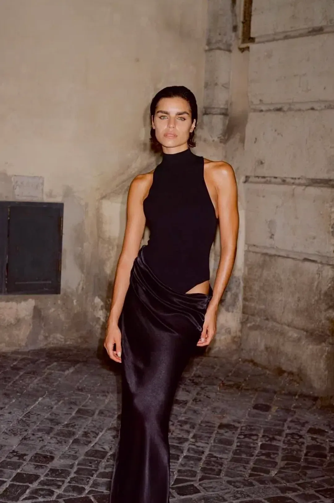 Henne Soraia Dress Black Size 8 for rent on The Volte - main image
