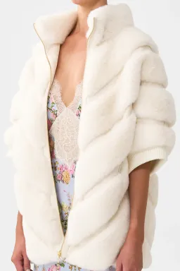 Camilla Tiled Time Faux Fur Short Sleeve Slouch Jacket White (M/L-AU12/14) for rent on The Volte - image 5