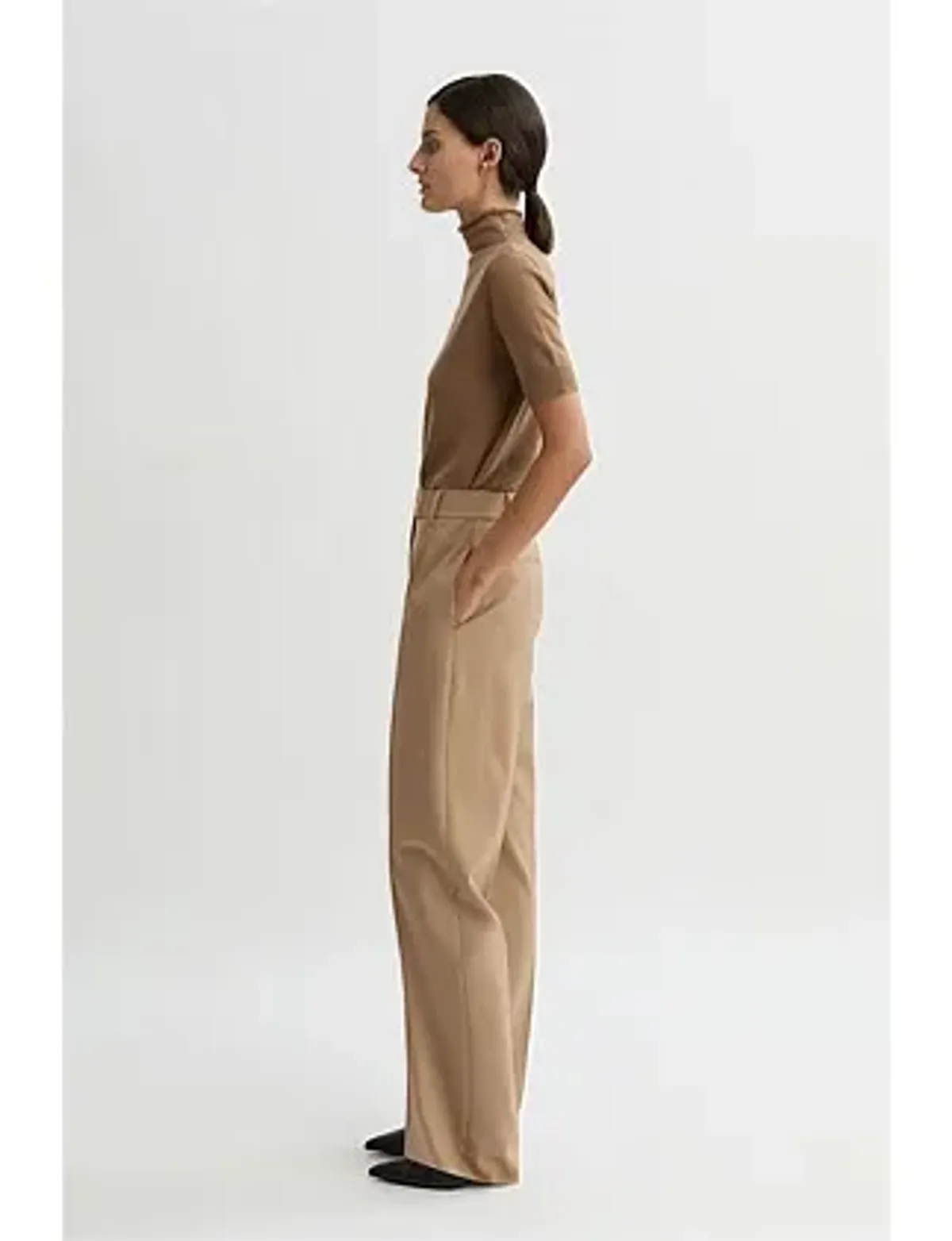 Willow Sui Wool Cashmere Short-Sleeve Polo Knit - Image 2