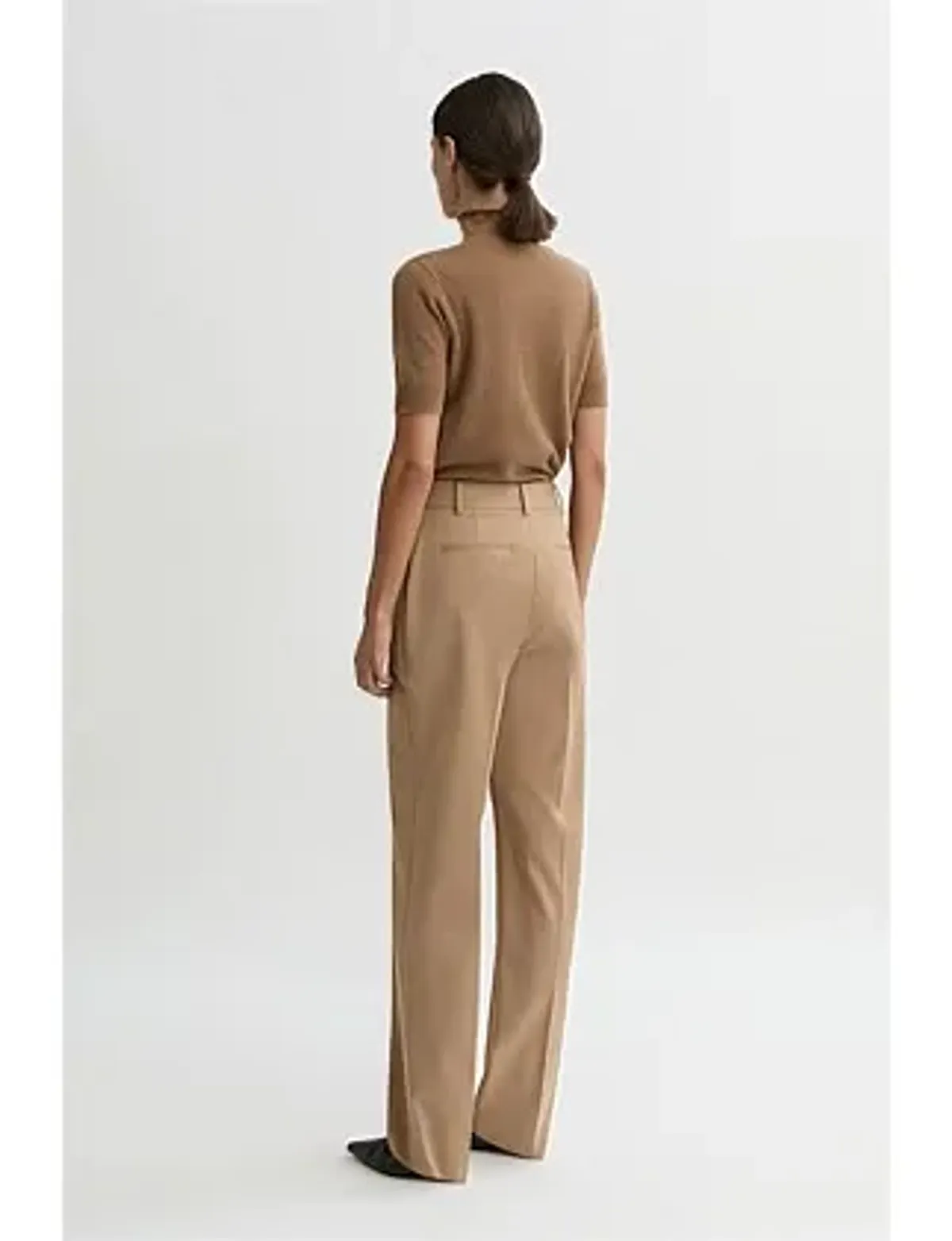 Willow Sui Wool Cashmere Short-Sleeve Polo Knit - Image 3