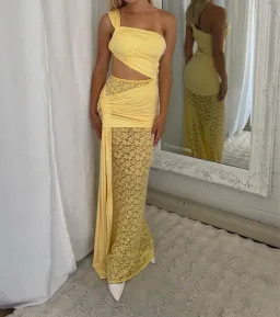 Deconduarte Paridiso Maxi Dress Yellow Size XS/6 for rent on The Volte - image 6