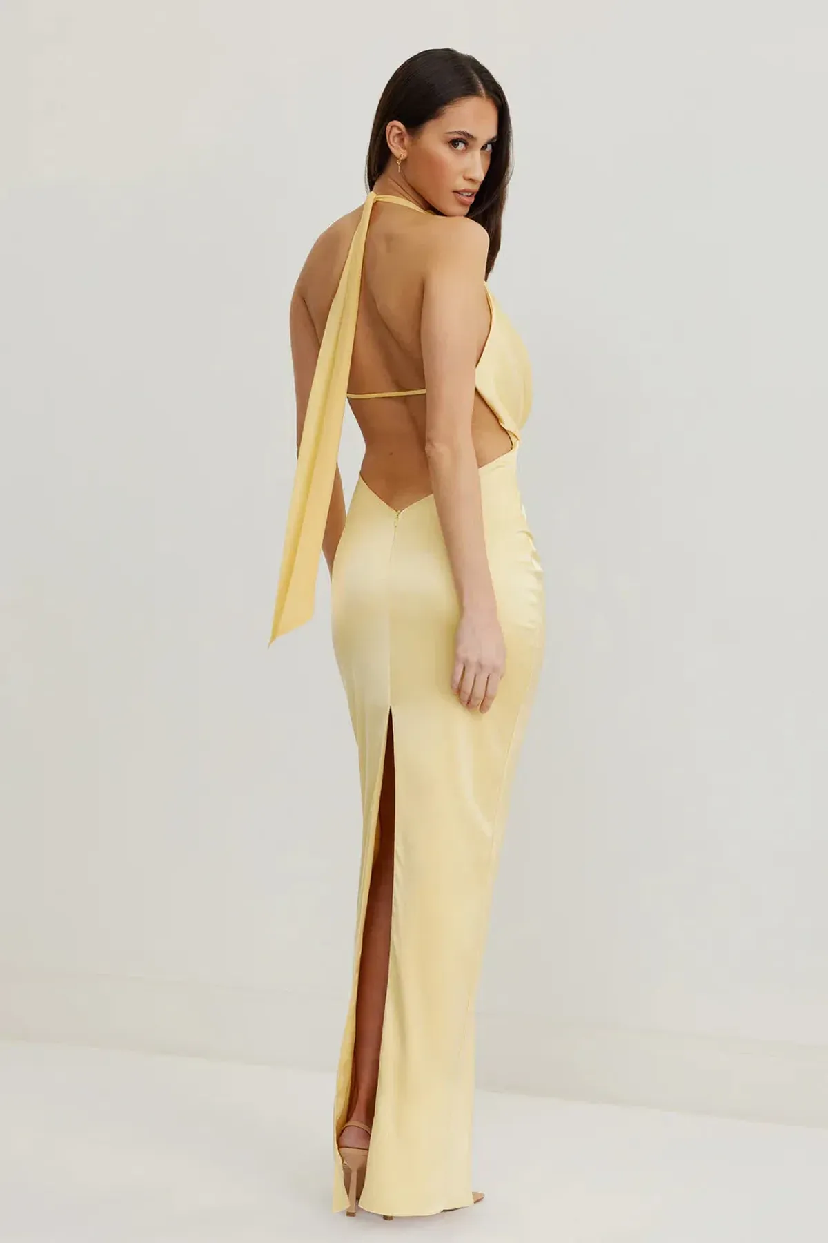 Lexi Alice Gown Yellow Size 6 - Image 2