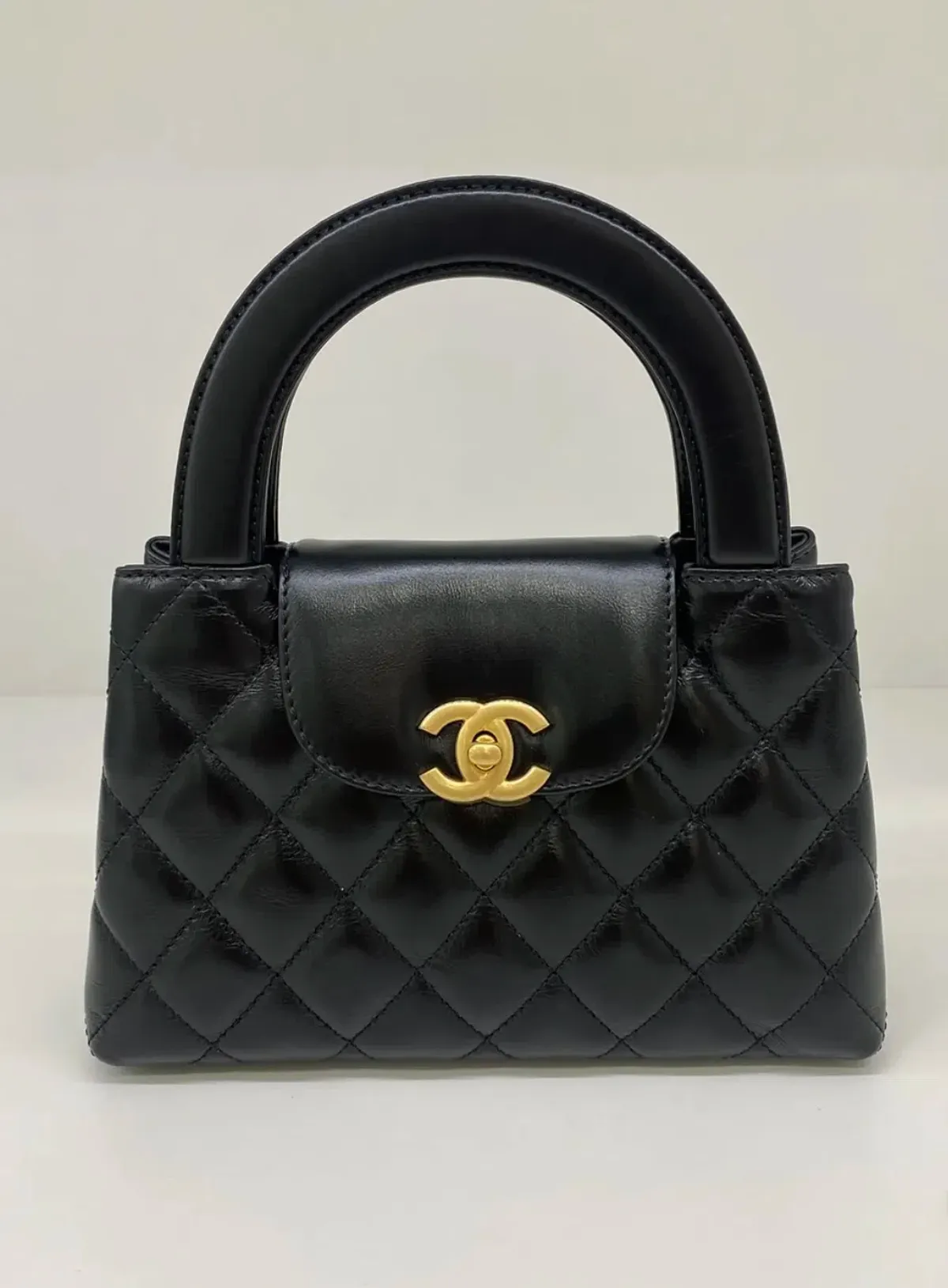 Chanel Kelly Mini Black - Image 1